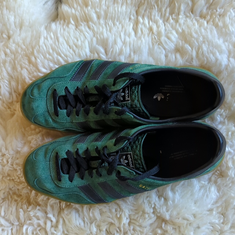 Adidas Gazelles - Picture 5 of 12